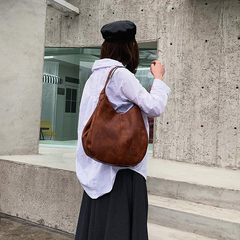 Ruime Hobo Schoudertas met Zachte Lederlook en Brede Schouderband-10
