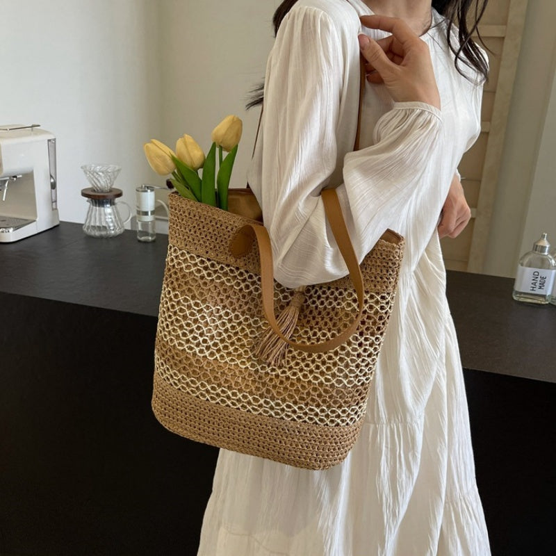 Geweven Shopper met Kwastdetail en Leren Schouderbanden-2