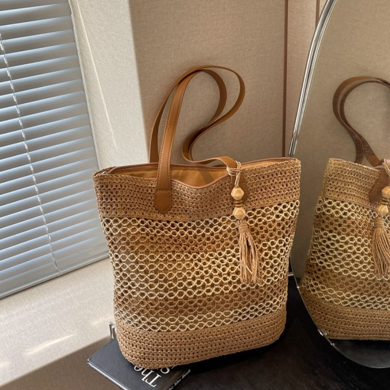 Geweven Shopper met Kwastdetail en Leren Schouderbanden-4