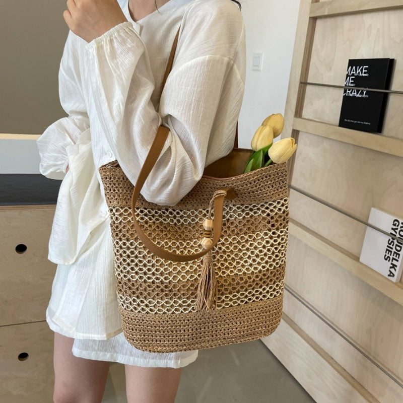 Geweven Shopper met Kwastdetail en Leren Schouderbanden-3