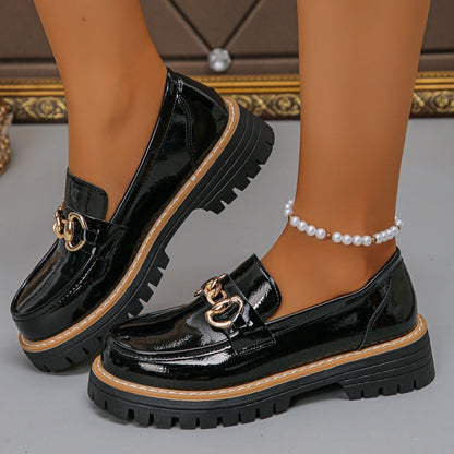 Lakleren Loafers met Chunky Zool en Goudkleurig Detail