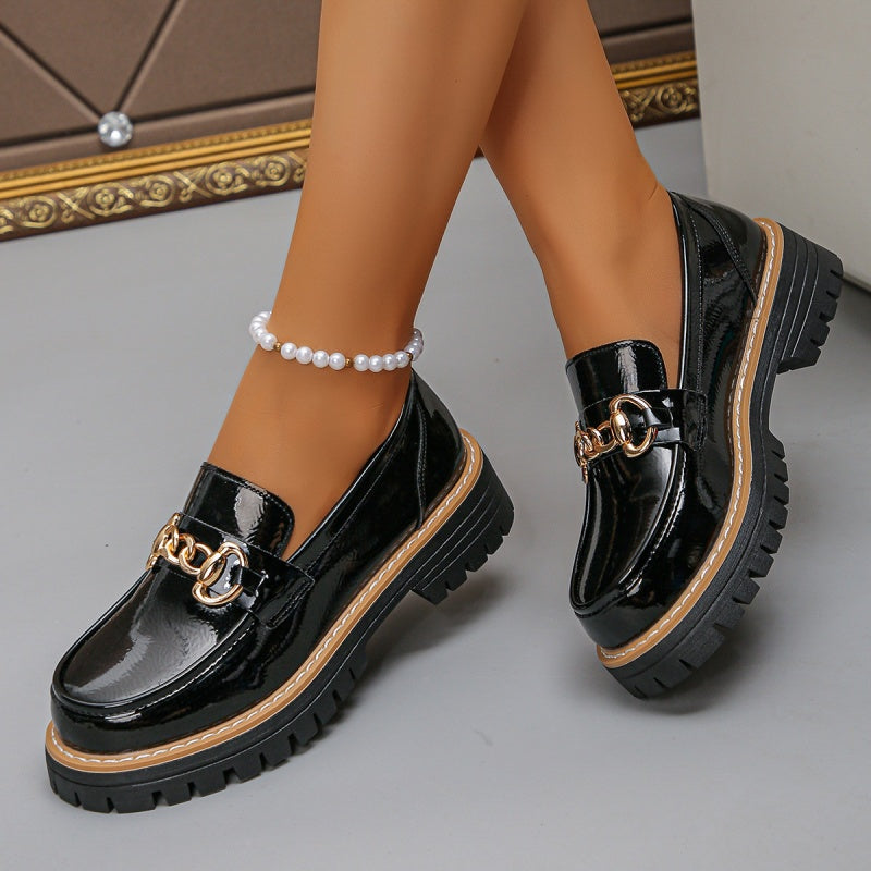 Lakleren Loafers met Chunky Zool en Goudkleurig Detail-2