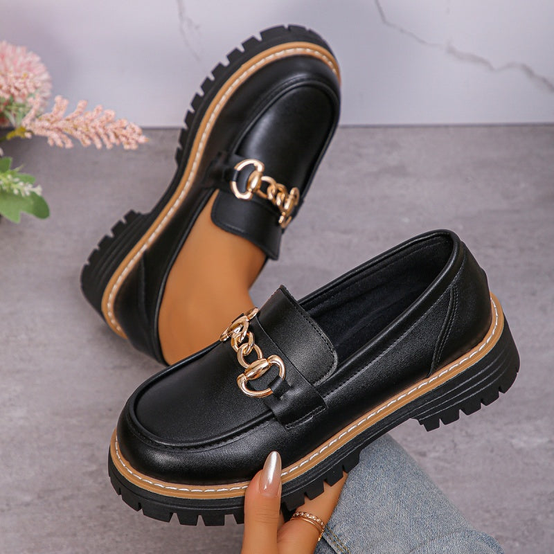 Lakleren Loafers met Chunky Zool en Goudkleurig Detail-11
