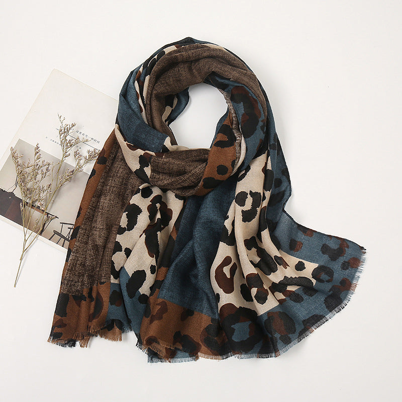 Elegante Sjaal met Luipaardprint en Franjes-11