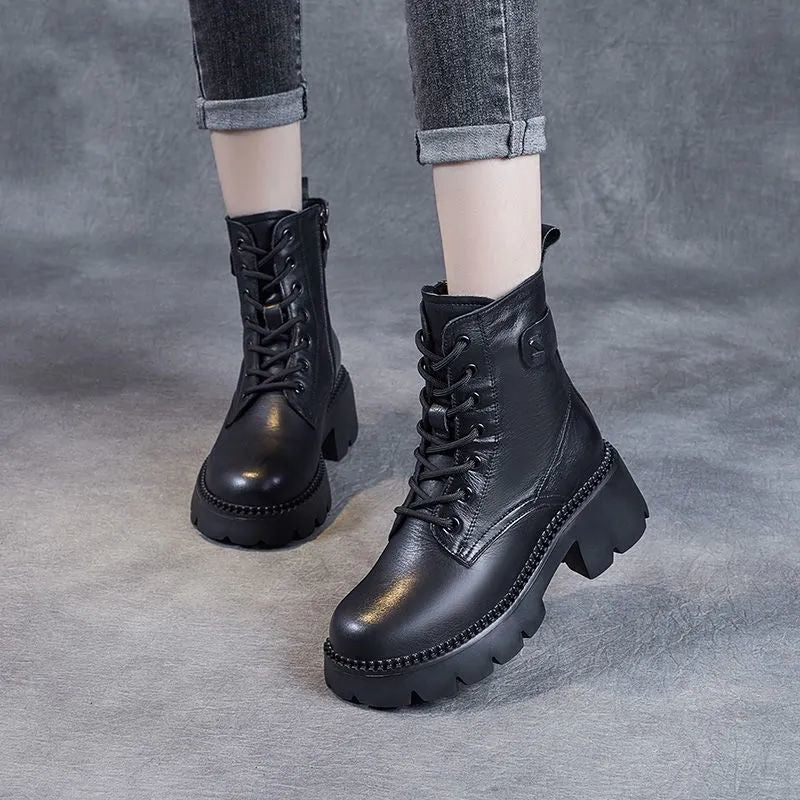Stoere Platform Enkellaarzen met Vetersluiting en Chunky Zool-11